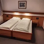 Weinhof Gross Mackenstedt Hotel 4*
