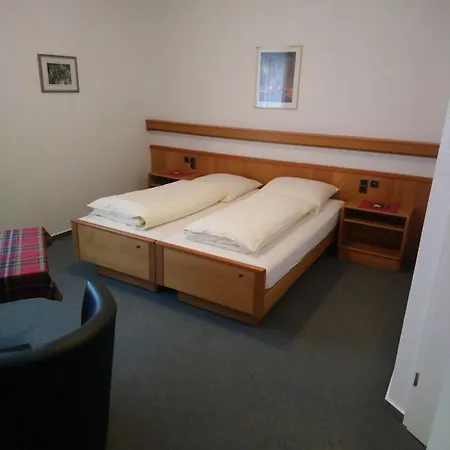Hotell Weinhof Gross Mackenstedt